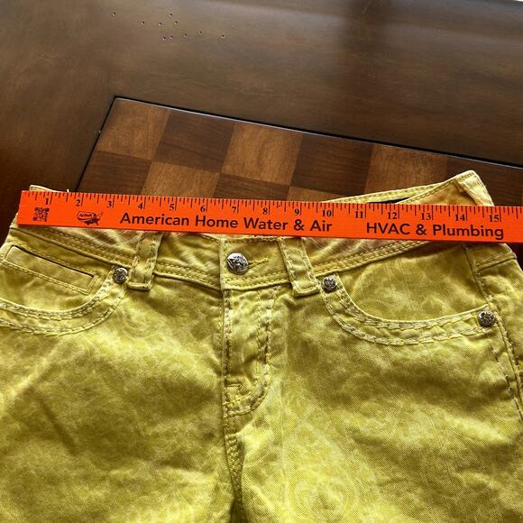 Miss Me Cargo Bermuda Shorts Yellow Size 28 CP4021m3 Like New - Picture 9 of 13